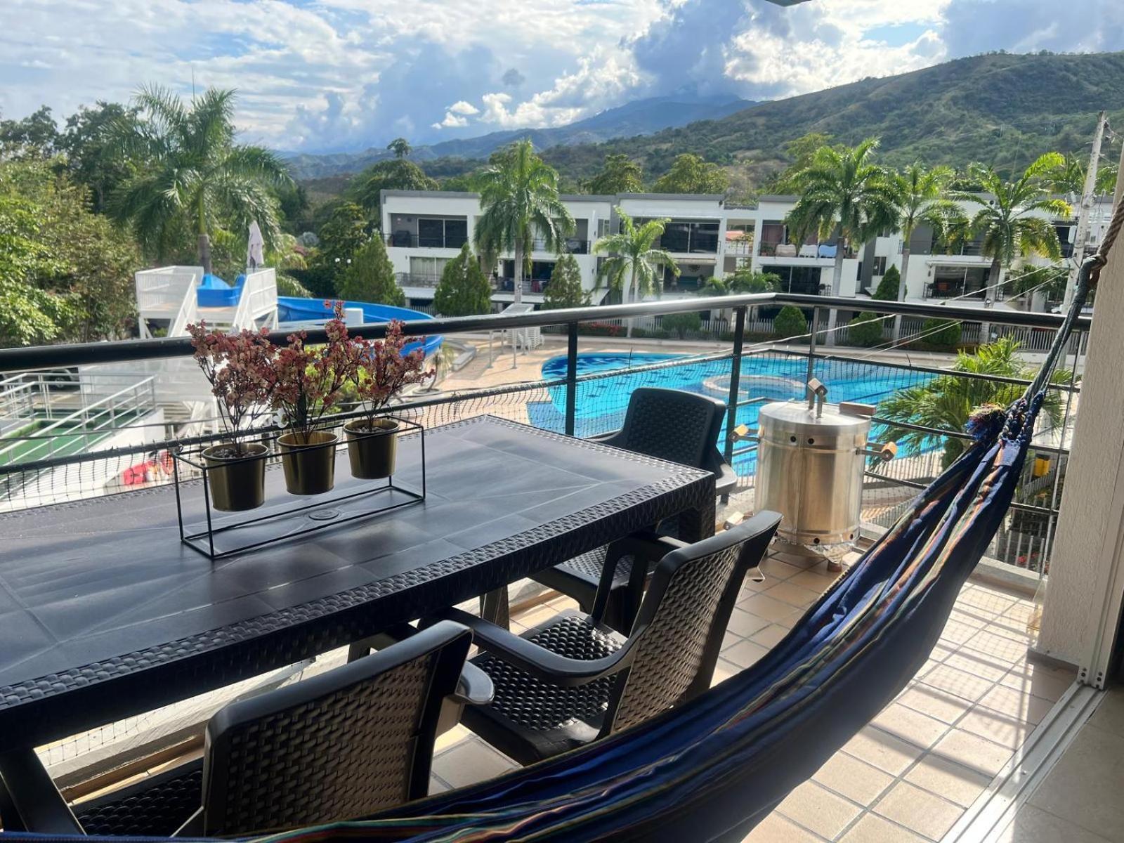 Hermoso Apartasol En Santafe De Antioquia. Apartment